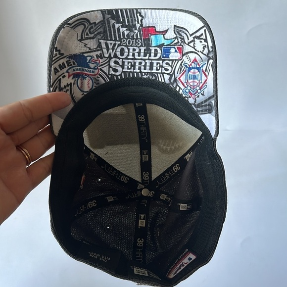 MLB NEW ERA Official On-Field Boston Red Sox World Series Champions 2013 Cap - Picture 6 of 9